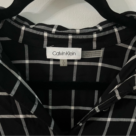 Calvin Klein Windowpane Black and White Oversized Button Down Blouse- Size S/P - Picture 3 of 9